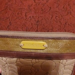 Fossil Key-Per Quilted Wristlet